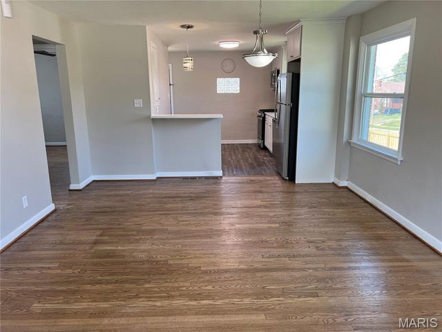 1135 Wilshire Avenue, University City, MO 63130