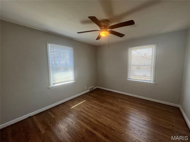 1135 Wilshire Avenue, University City, MO 63130