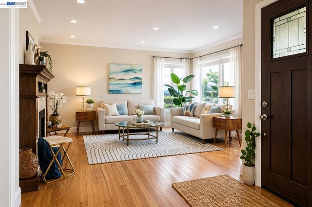 17676 Garland Ct, Castro Valley, CA 94546