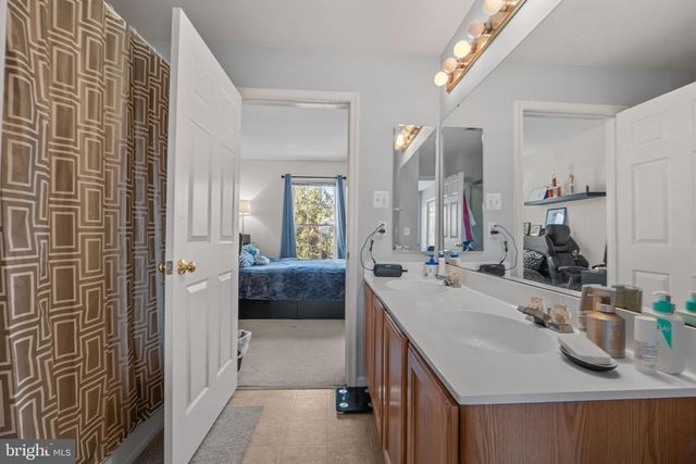 44481 WATERTOWN TER, Ashburn, VA 20147