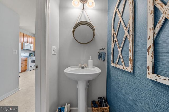 44481 WATERTOWN TER, Ashburn, VA 20147