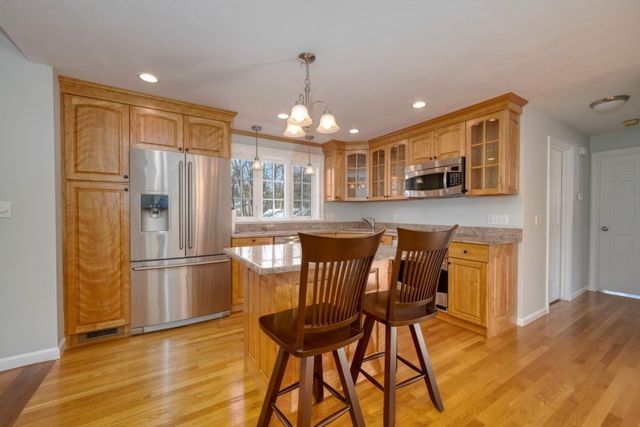 21 Strawberry Ln, Whitman, MA 02382
