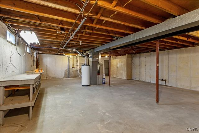 4901 Driftwood Drive, Salina, NY 13088