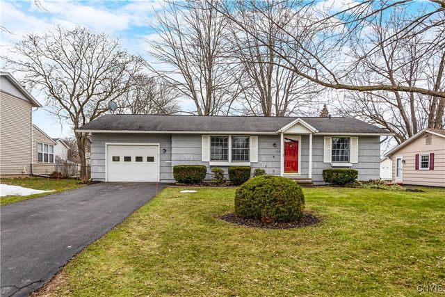 4901 Driftwood Drive, Salina, NY 13088