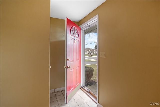 4901 Driftwood Drive, Salina, NY 13088