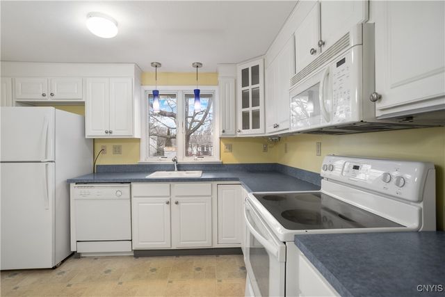 4901 Driftwood Drive, Salina, NY 13088