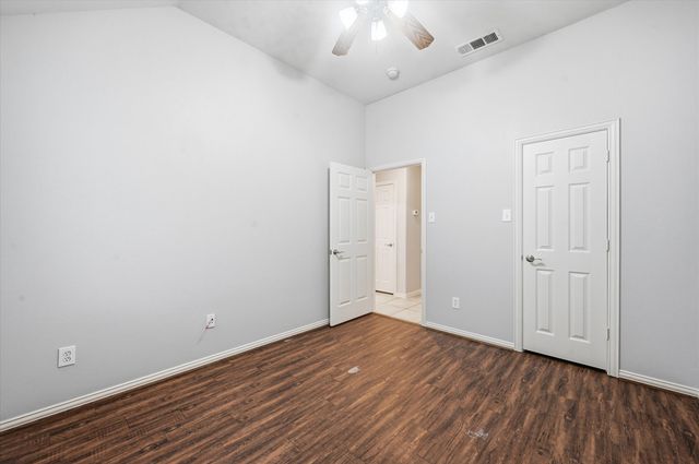 1017 Kimbro Drive, Forney, TX 75126