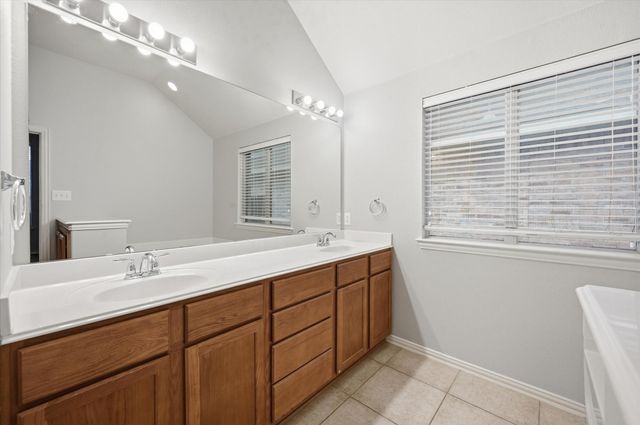 1017 Kimbro Drive, Forney, TX 75126