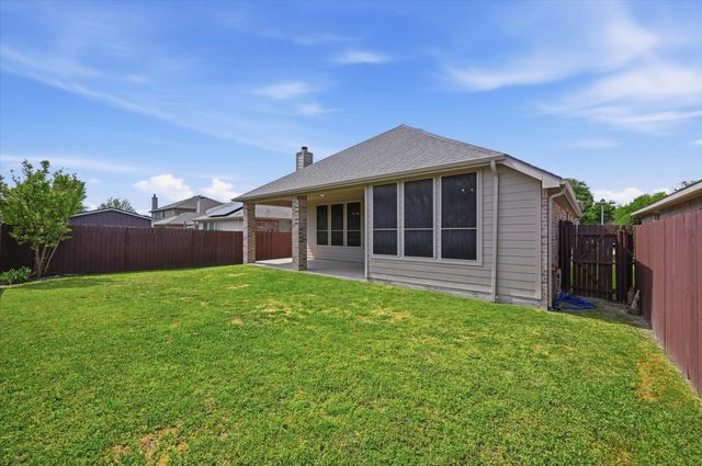 1017 Kimbro Drive, Forney, TX 75126