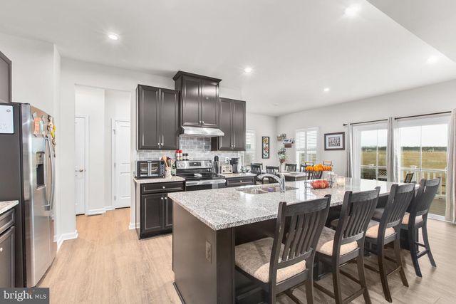 6427 HAWKEYE DR, King George, VA 22485