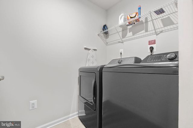 6427 HAWKEYE DR, King George, VA 22485