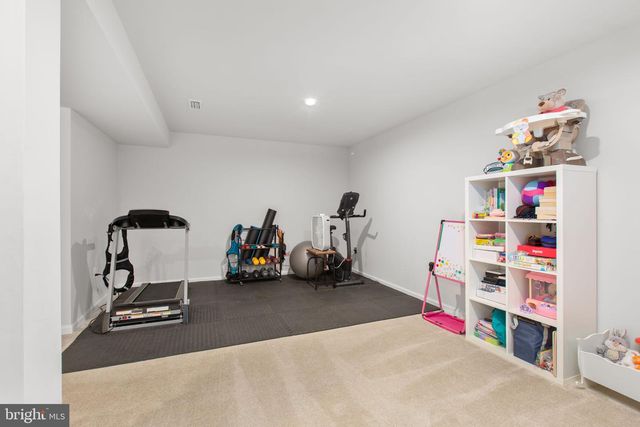 6427 HAWKEYE DR, King George, VA 22485