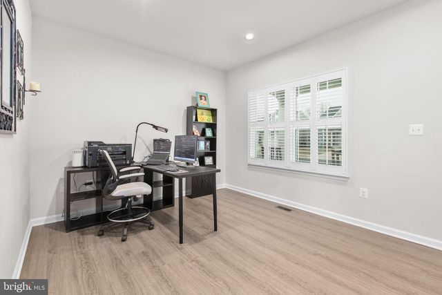 6427 HAWKEYE DR, King George, VA 22485