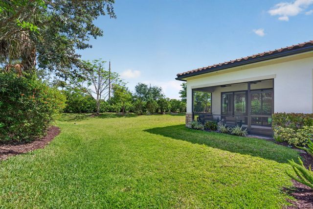8427 W Blue Spring Drive, Parkland, FL 33067