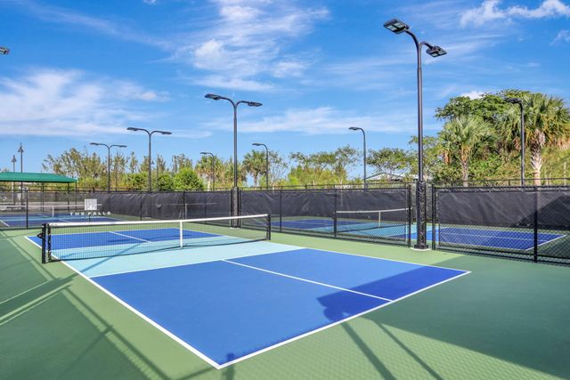 8427 W Blue Spring Drive, Parkland, FL 33067