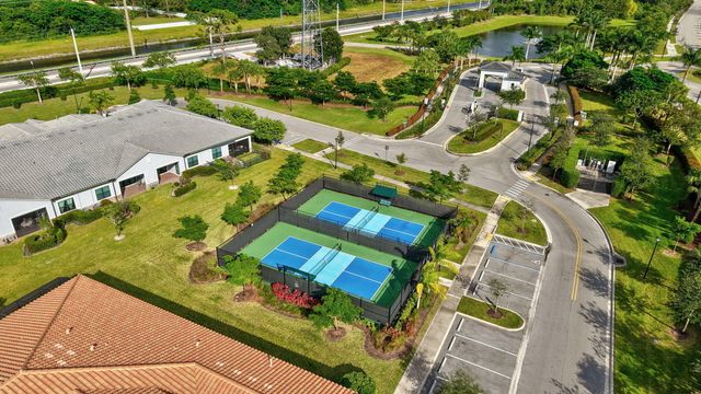 8427 W Blue Spring Drive, Parkland, FL 33067
