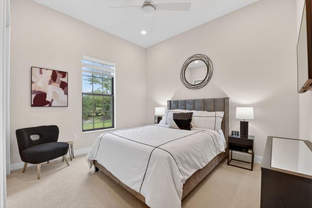 8427 W Blue Spring Drive, Parkland, FL 33067