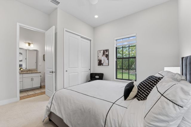 8427 W Blue Spring Drive, Parkland, FL 33067