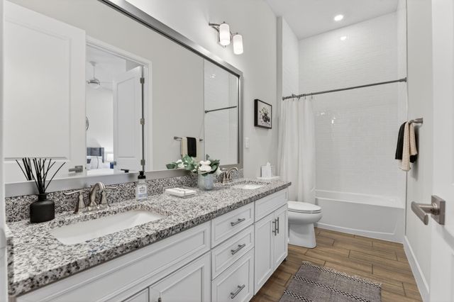 8427 W Blue Spring Drive, Parkland, FL 33067
