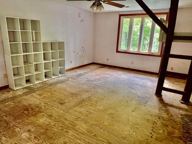 8223 S County Road 250 West Road, Cloverdale, IN 46120