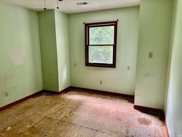 8223 S County Road 250 West Road, Cloverdale, IN 46120