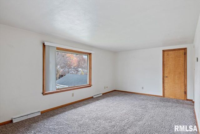 811 W Governor Street, Springfield, IL 62704