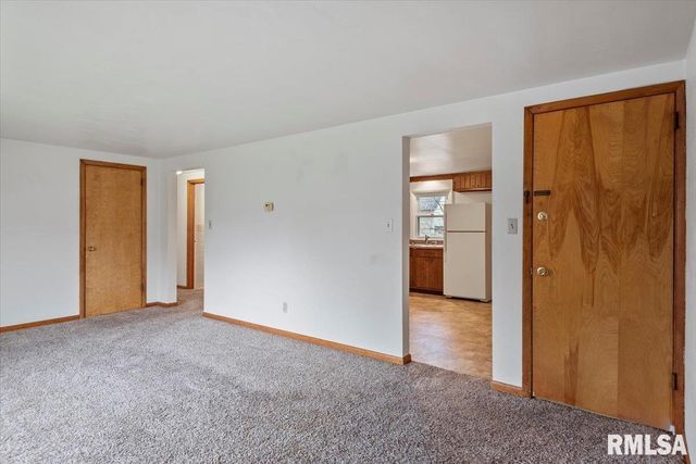 811 W Governor Street, Springfield, IL 62704