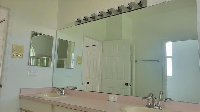 11213 SAILBROOKE DRIVE, Riverview, FL 33579