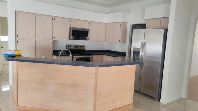 11213 SAILBROOKE DRIVE, Riverview, FL 33579