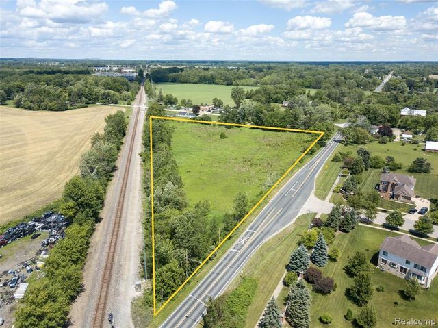 10467 Willis Road, Willis, MI 48191