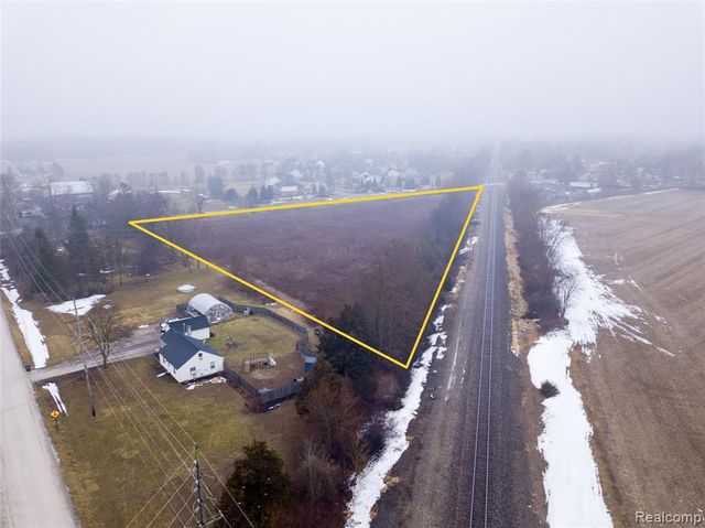 10467 Willis Road, Willis, MI 48191