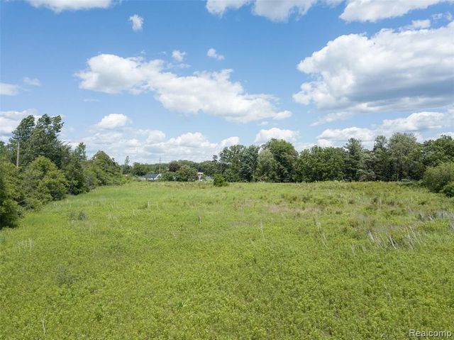 10467 Willis Road, Willis, MI 48191