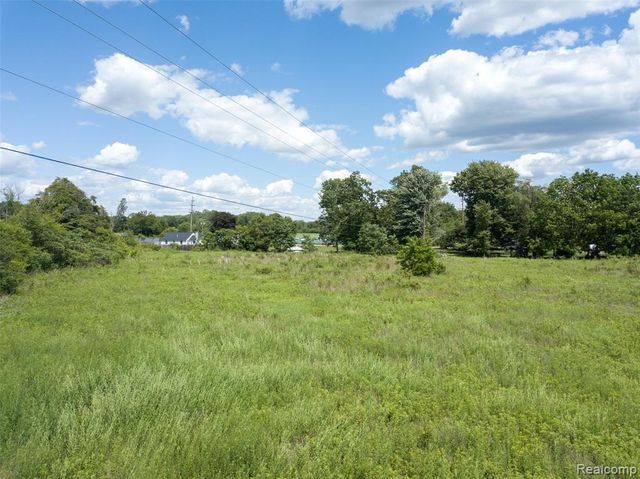 10467 Willis Road, Willis, MI 48191