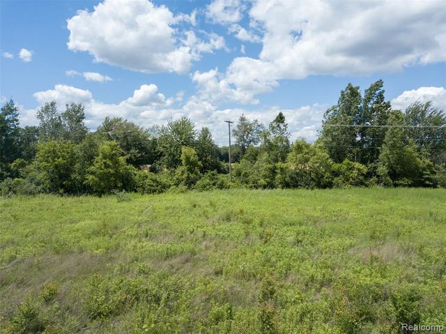 10467 Willis Road, Willis, MI 48191