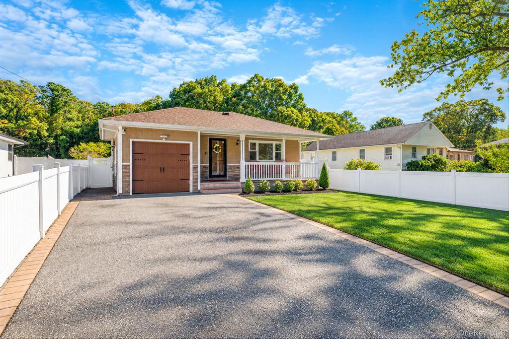 177 N Evergreen Drive, Selden, NY 11784 — exterior