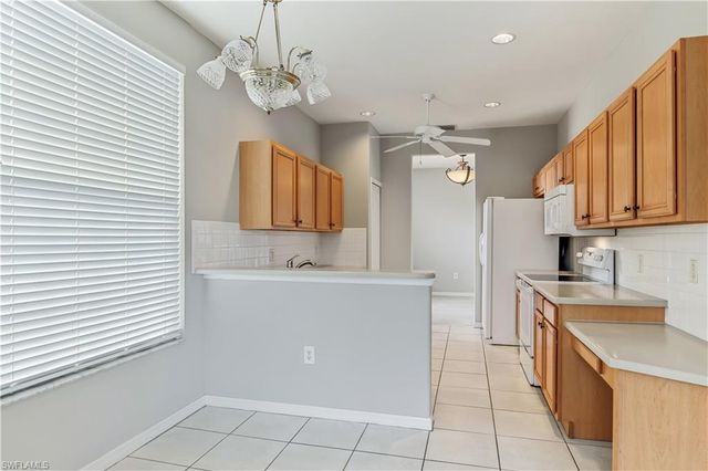 11270 Jacana CT 2101, Fort Myers, FL 33908