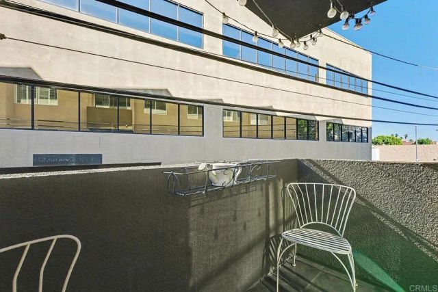 14141 Dickens Street 111, Sherman Oaks, CA 91423