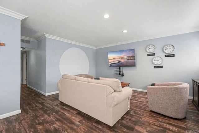 14141 Dickens Street 111, Sherman Oaks, CA 91423