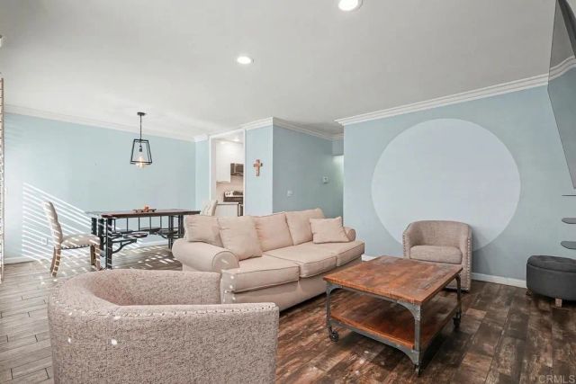 14141 Dickens Street 111, Sherman Oaks, CA 91423