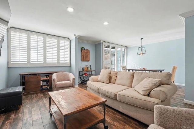 14141 Dickens Street 111, Sherman Oaks, CA 91423