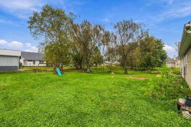 38 Buttercup Court SW, Pataskala, OH 43062