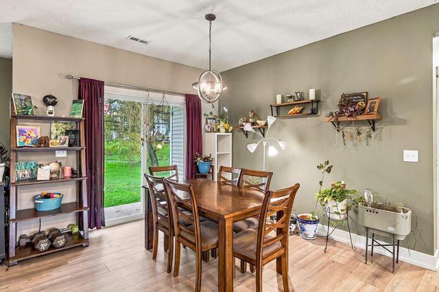 38 Buttercup Court SW, Pataskala, OH 43062