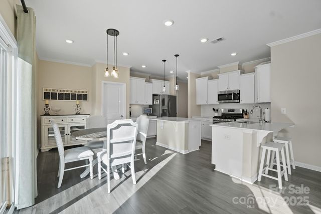 126 Walleye Lane, Troutman, NC 28166