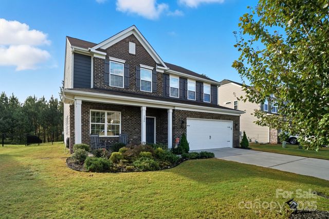126 Walleye Lane, Troutman, NC 28166