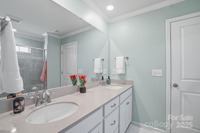 126 Walleye Lane, Troutman, NC 28166