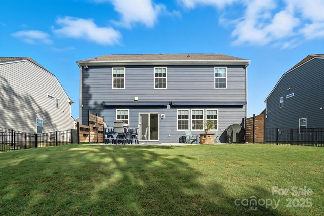126 Walleye Lane, Troutman, NC 28166