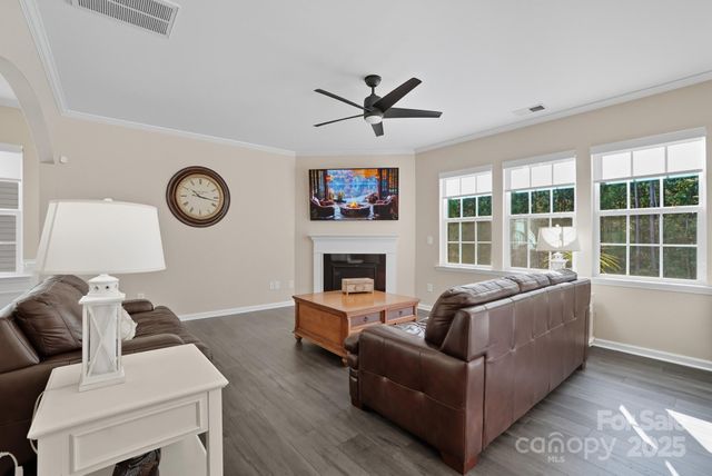 126 Walleye Lane, Troutman, NC 28166