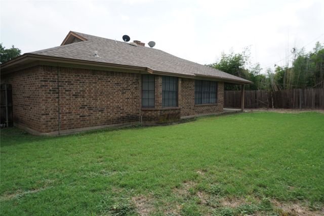 7133 Barbados Drive, North Richland Hills, TX 76180