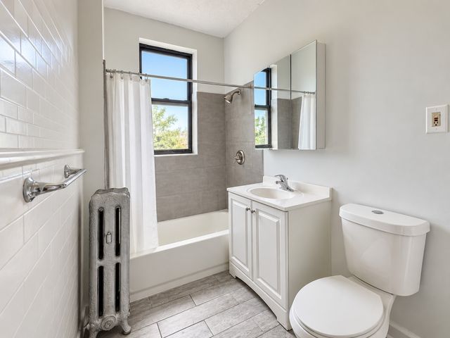 5453 S Everett Avenue 1A, Chicago, IL 60615