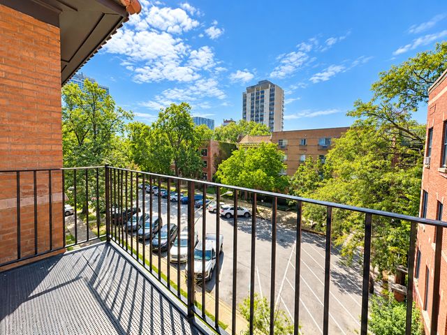 5453 S Everett Avenue 1A, Chicago, IL 60615